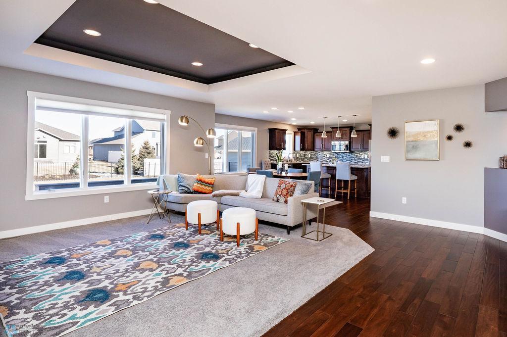 Beatiful Open Floorplan