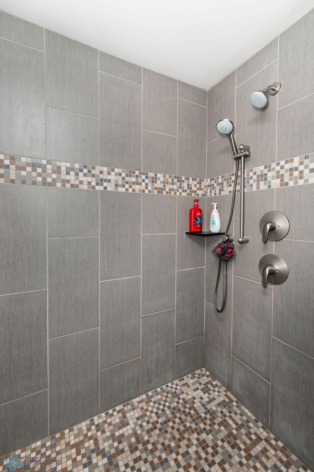 Walkin Tiled Shower