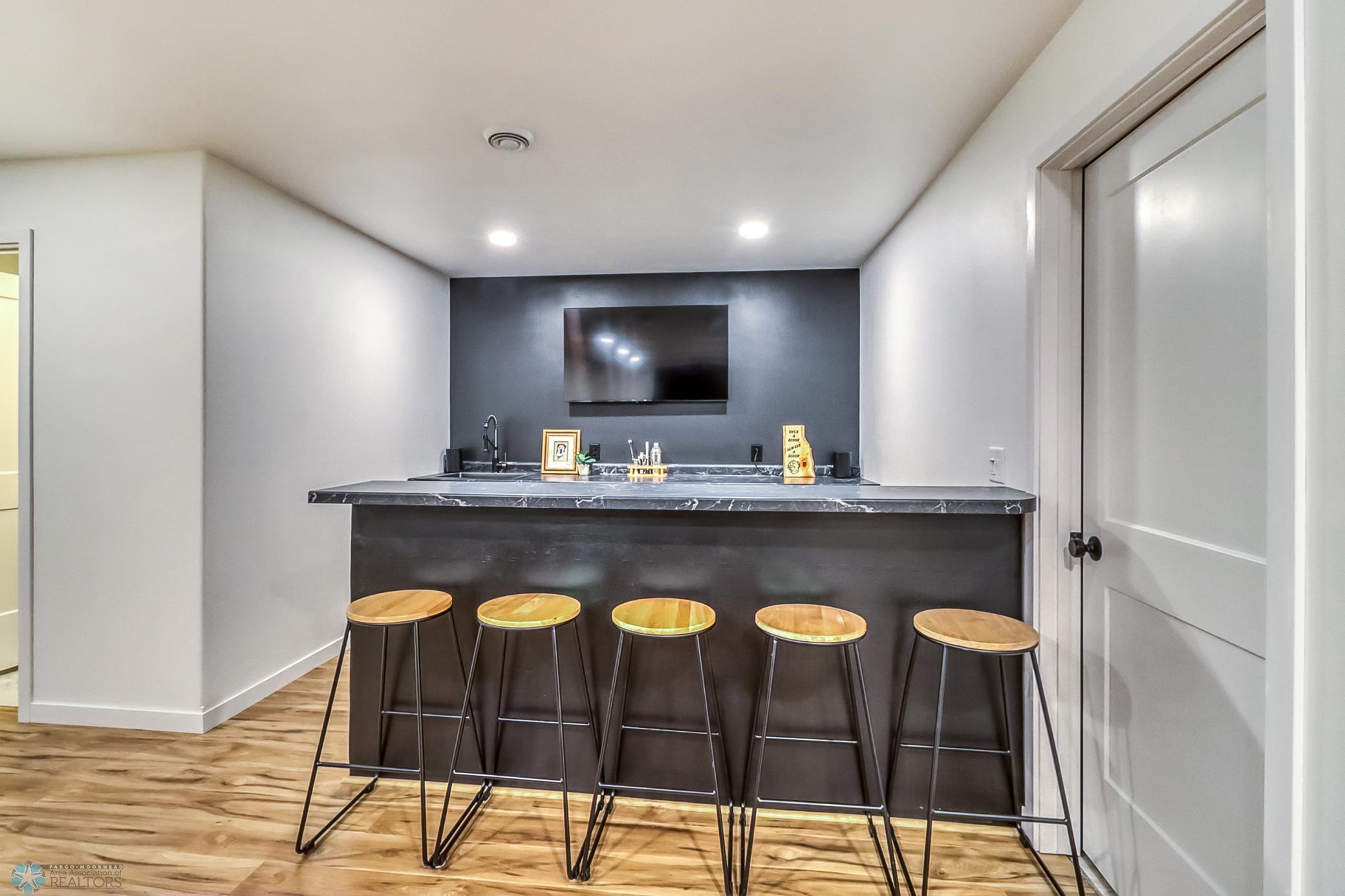 Basement wet bar
