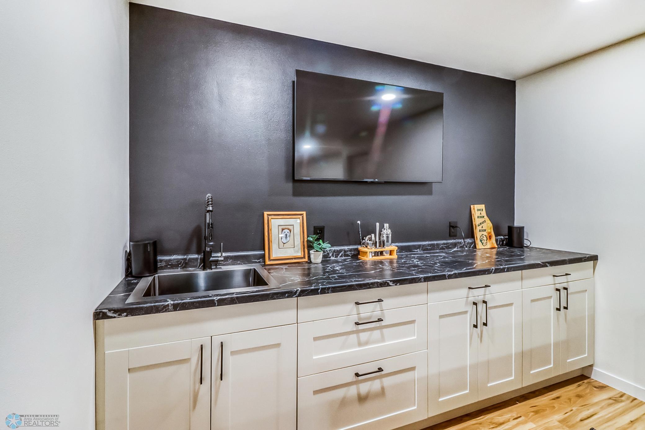 Basement wet bar