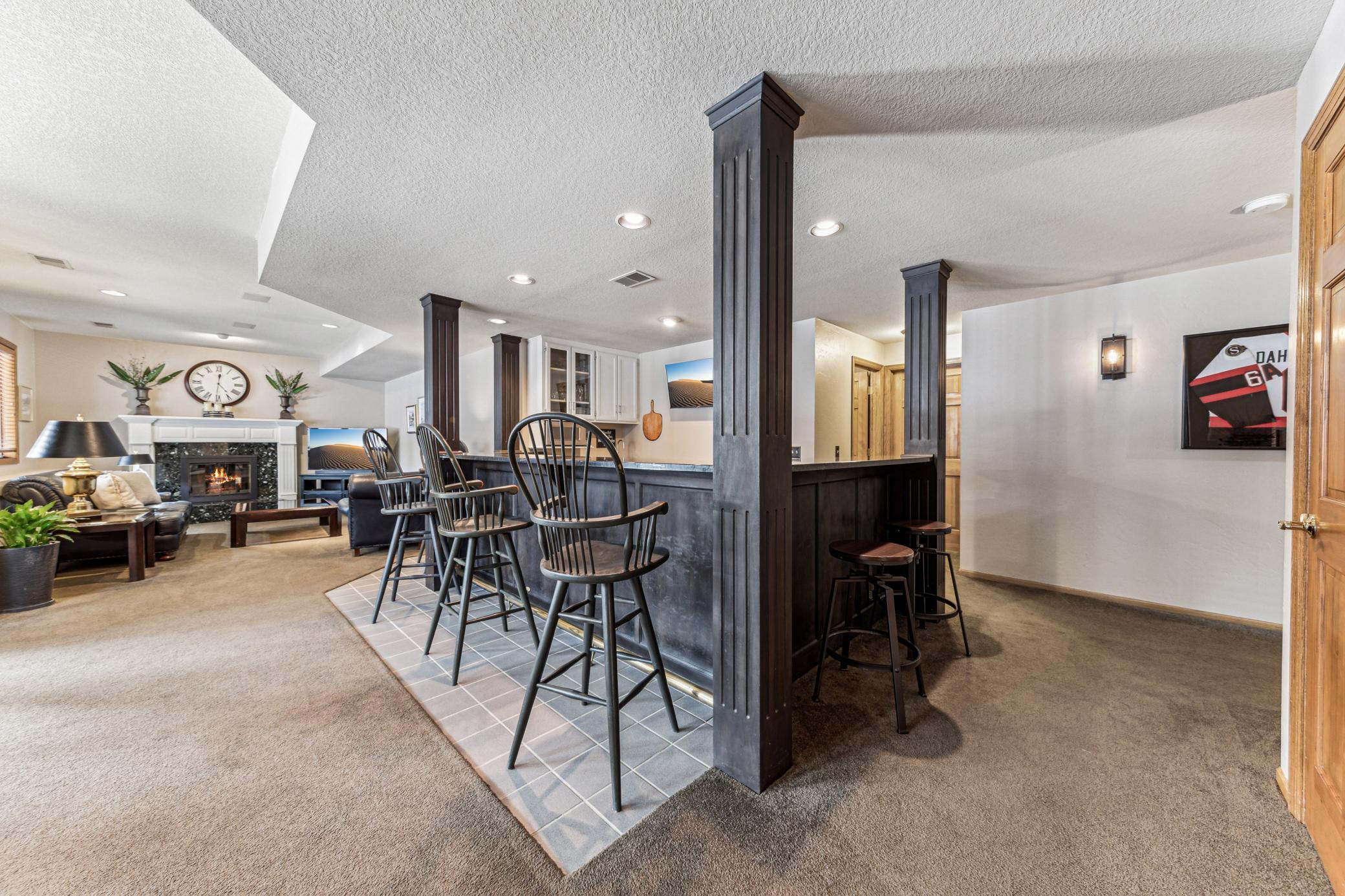 10859 Purdey Rd 004_Interior.jpg