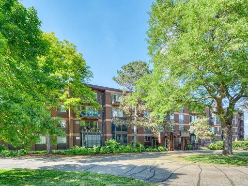 334 Cherokee Avenue, 405, Saint Paul, MN 55107