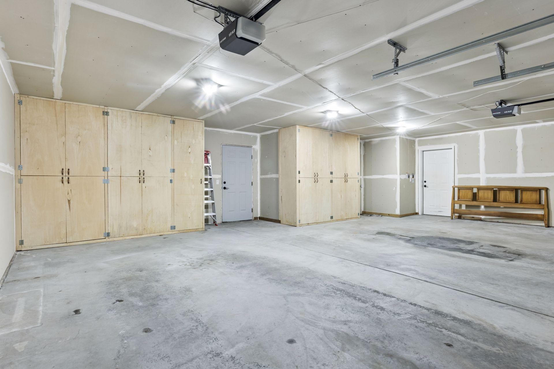 A convenient faucet is perfect for washing up after outdoor adventures or cleaning your car, and direct access to the backyard makes this garage an ideal hub for both indoor and outdoor living.