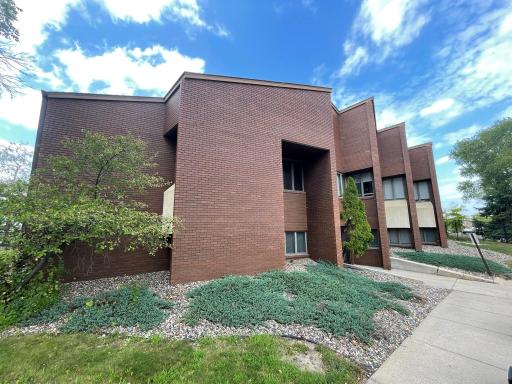 2480 White Bear Avenue N, Saint Paul, MN 55109