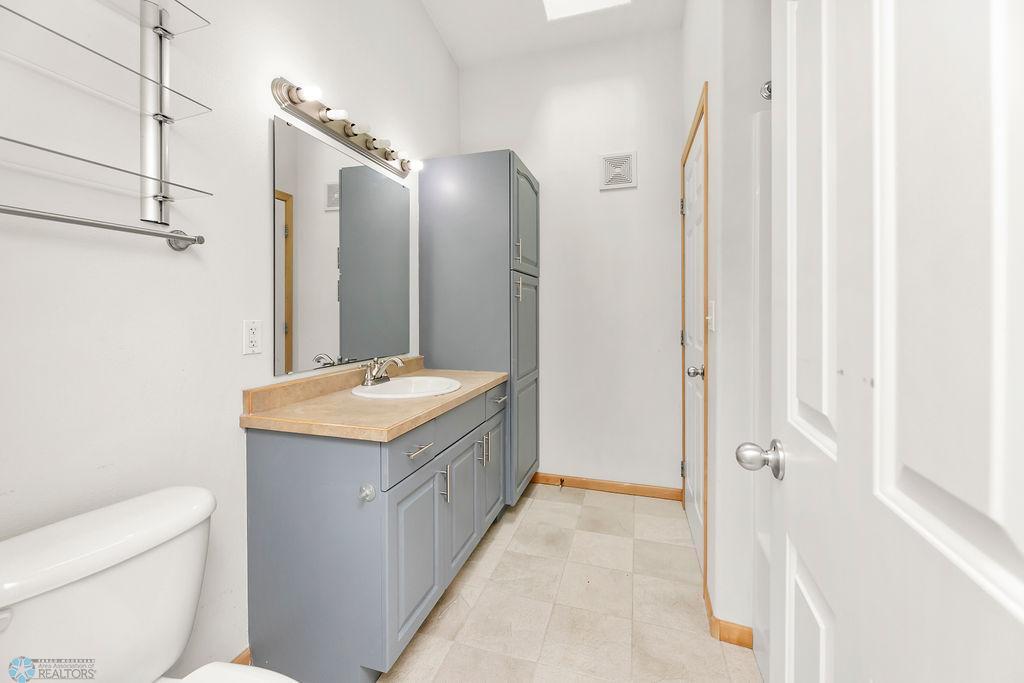 Upper level bathroom