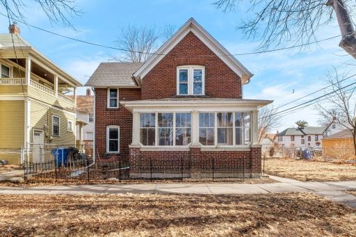 530 Kent Street, Saint Paul, MN 55103