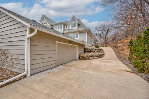 12877 Homestead Drive, Hugo, MN 55110