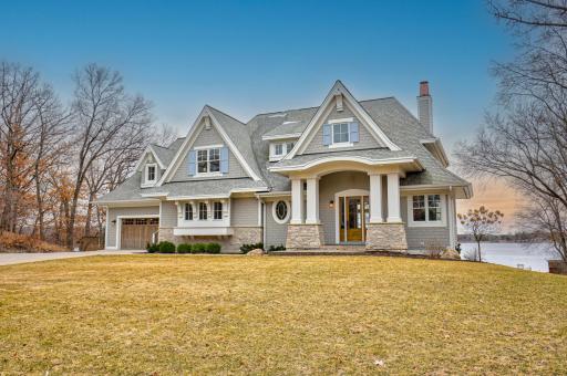12877 Homestead Drive, Hugo, MN 55110