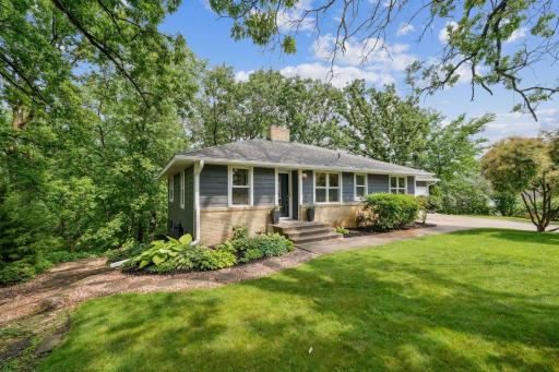 11924 Sunrise Lane, Hopkins, MN 55343