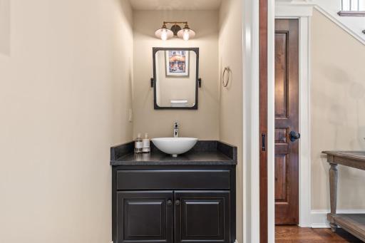 18400 Maple Ridge Road, Wayzata, MN 55391