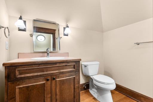 18400 Maple Ridge Road, Wayzata, MN 55391