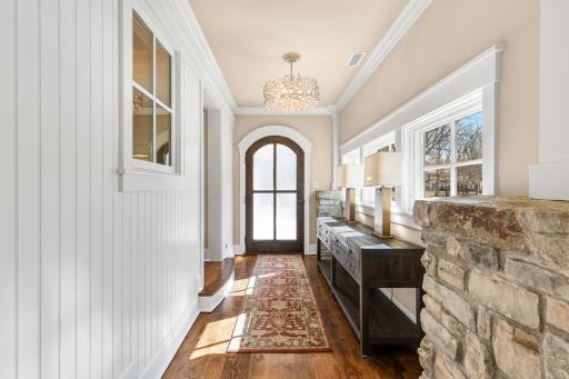 18400 Maple Ridge Road, Wayzata, MN 55391