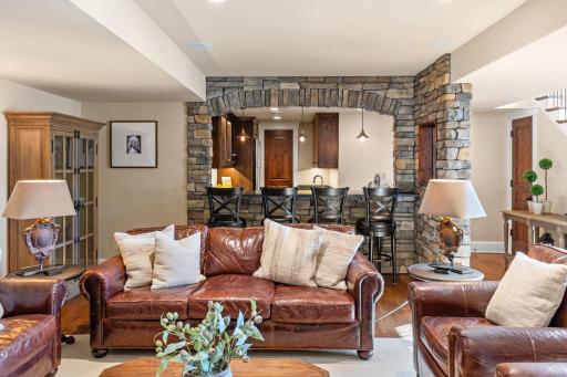18400 Maple Ridge Road, Wayzata, MN 55391