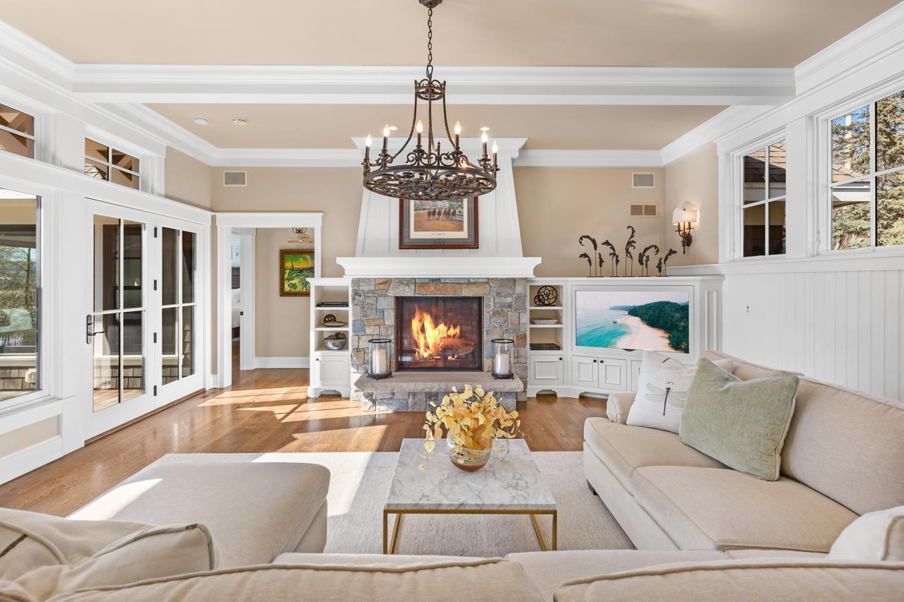 Stunning Gas Fireplace