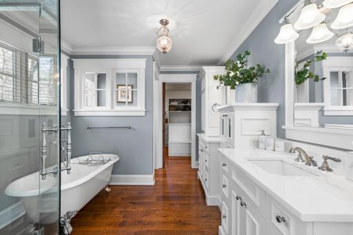 18400 Maple Ridge Road, Wayzata, MN 55391