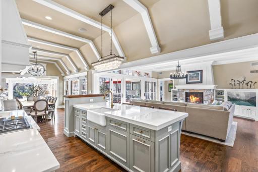 18400 Maple Ridge Road, Wayzata, MN 55391