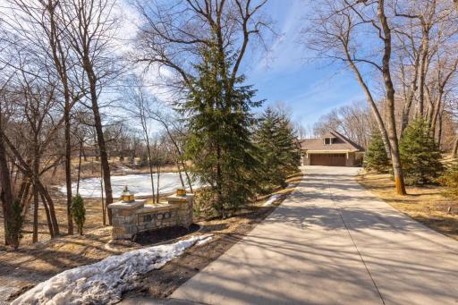 18400 Maple Ridge Road, Wayzata, MN 55391