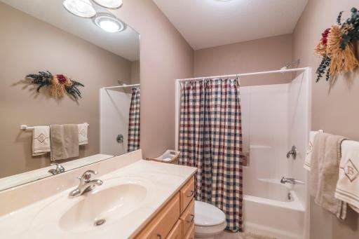 5050 Lower Roy Lake Road, Nisswa, MN 56468