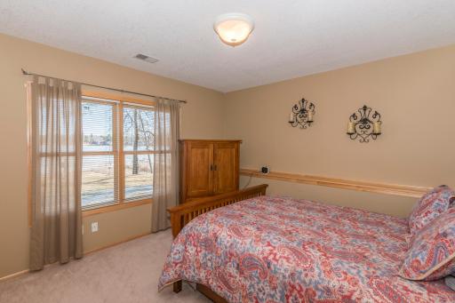 5050 Lower Roy Lake Road, Nisswa, MN 56468