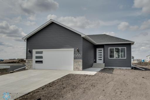 6651 32 Street S, Fargo, ND 58104