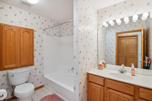 9456 Prairieview Trail N, Champlin, MN 55316