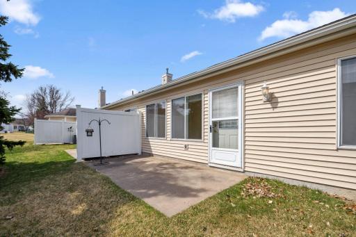9456 Prairieview Trail N, Champlin, MN 55316