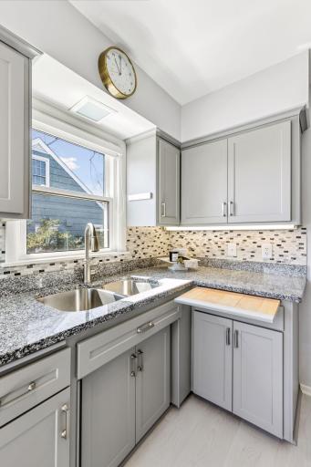 5821 York Avenue S, Edina, MN 55410