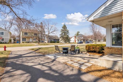 5821 York Avenue S, Edina, MN 55410