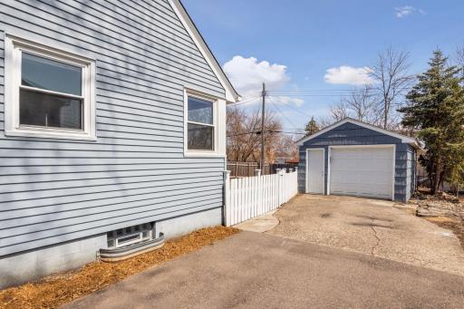 5821 York Avenue S, Edina, MN 55410