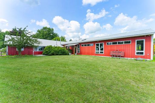 17634 240th Street, Hutchinson, MN 55350