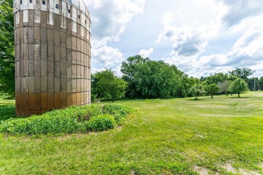 17634 240th Street, Hutchinson, MN 55350