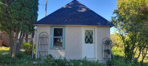 17634 240th Street, Hutchinson, MN 55350