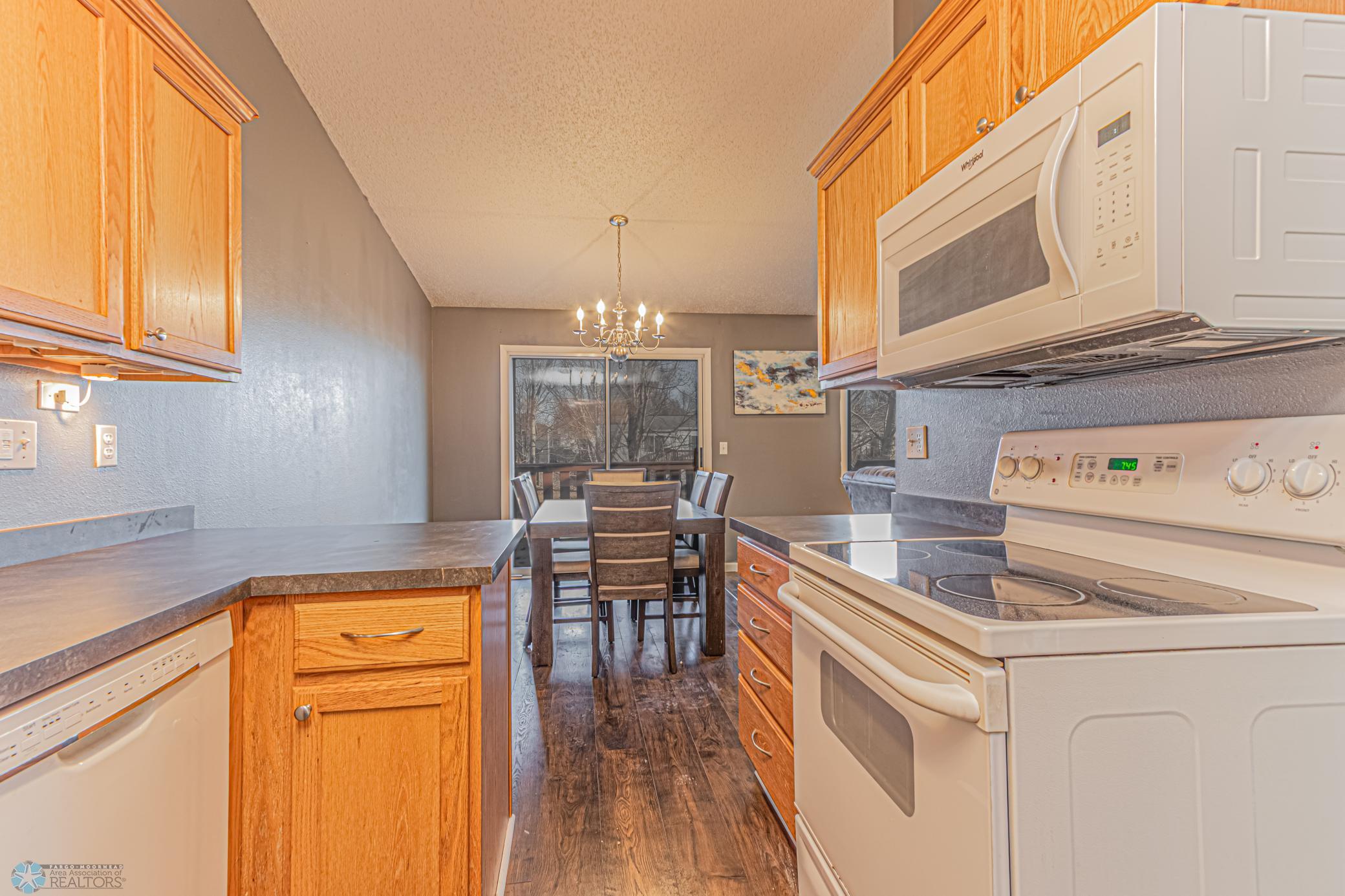 Kitchen 4