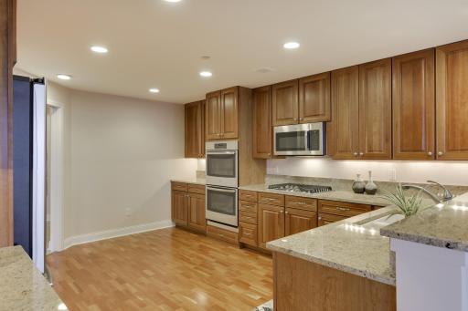100 3rd Avenue S, 1802, Minneapolis, MN 55401