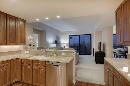 100 3rd Avenue S, 1802, Minneapolis, MN 55401