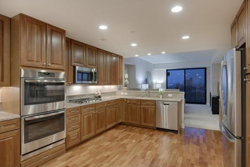 100 3rd Avenue S, 1802, Minneapolis, MN 55401