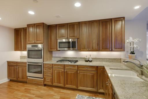 100 3rd Avenue S, 1802, Minneapolis, MN 55401