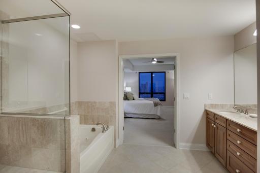 100 3rd Avenue S, 1802, Minneapolis, MN 55401