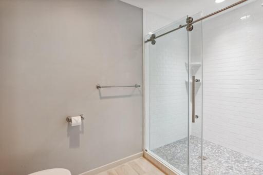 18014 Bearpath Trail, Eden Prairie, MN 55347