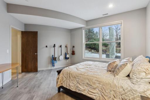 18014 Bearpath Trail, Eden Prairie, MN 55347