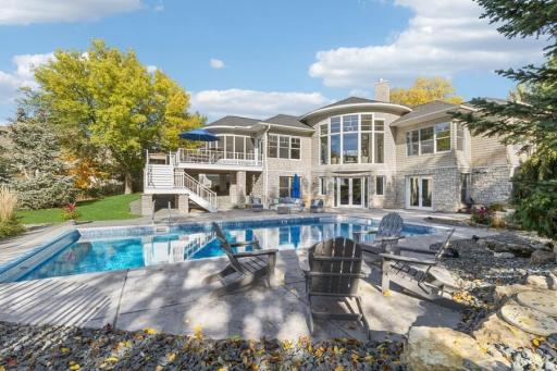 18014 Bearpath Trail, Eden Prairie, MN 55347