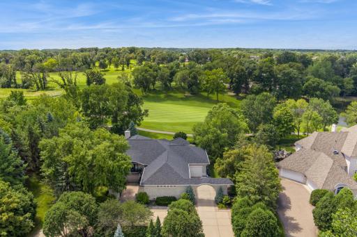 18014 Bearpath Trail, Eden Prairie, MN 55347