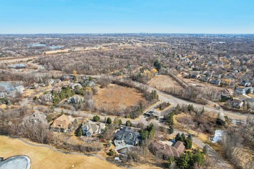 18014 Bearpath Trail, Eden Prairie, MN 55347