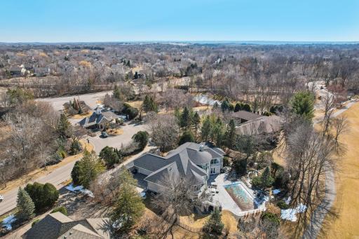 18014 Bearpath Trail, Eden Prairie, MN 55347