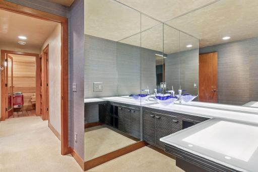 9601 Whistling Valley Road, Lake Elmo, MN 55042