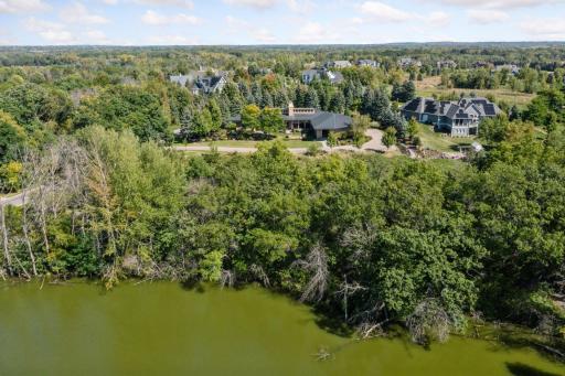 9601 Whistling Valley Road, Lake Elmo, MN 55042