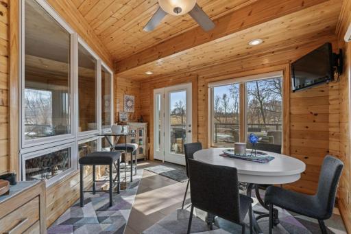 819 Vardon Court, Faribault, MN 55021