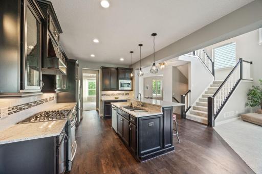 4021 Grand Chevalle Parkway, Chaska, MN 55318