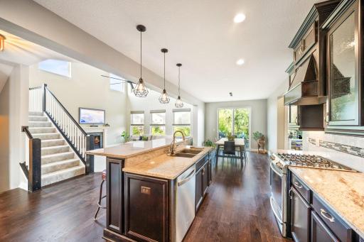 4021 Grand Chevalle Parkway, Chaska, MN 55318