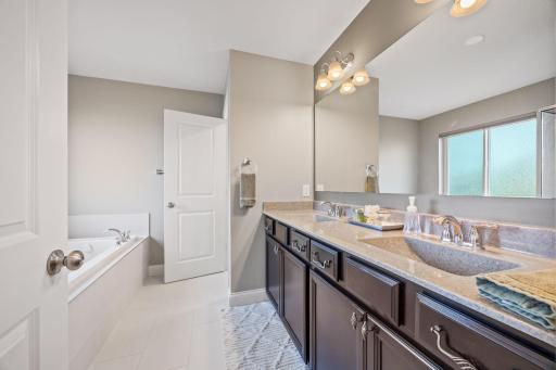 4021 Grand Chevalle Parkway, Chaska, MN 55318